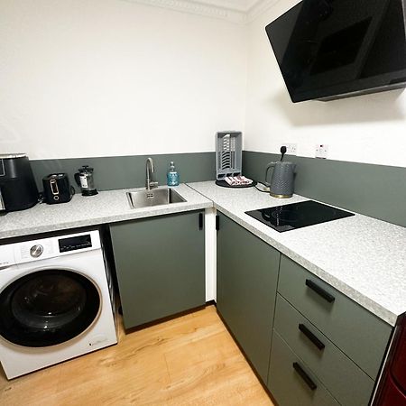 לונדון Flat 3 Stay In Aldgate Apartments מראה חיצוני תמונה